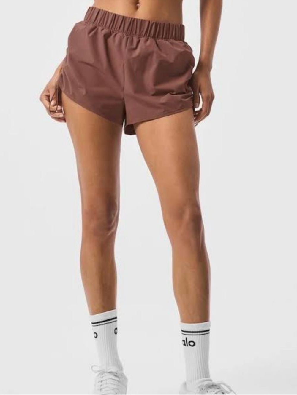 ALO Yoga Cinch It Chestnut High-Rise Athletic Running Shorts